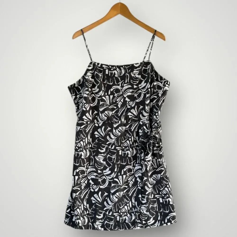 🎉5 for $45🎉 Nine west dress size XL